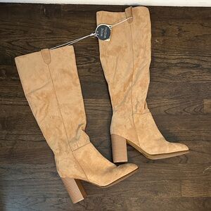 ARULA Tan Heeled Boots